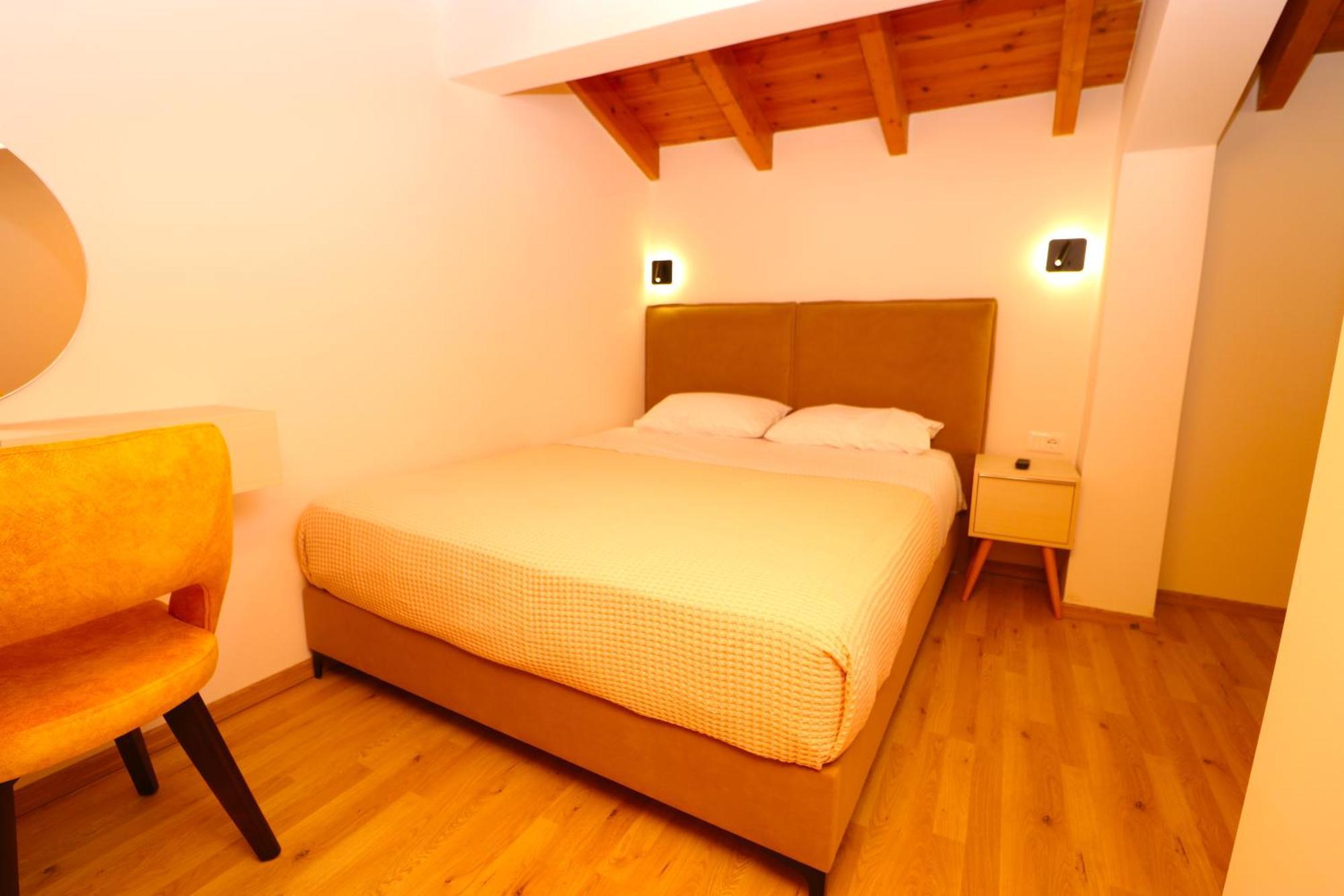 Fegi Rooms Himare Exterior foto